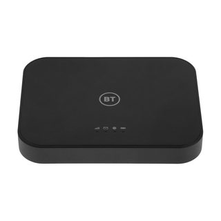 مودم روتر 5G بی تی مدل QTAD52E، پشتیبانی از Wi-Fi 6 دو بانده، سرعت دانلود 2.33 گیگابیت بر ثانیه، باتری 6460 میلی‌آمپرساعت با شارژدهی 12 ساعت و پشتیبانی از 64 کاربر