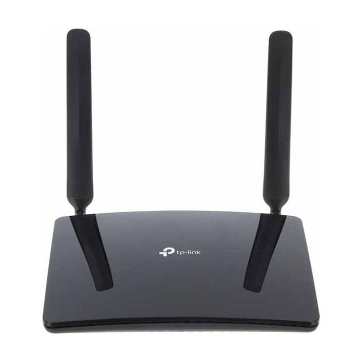 مودم روتر بی‌سیم 4G تی‌پی‌لینک مدل MR400 V4.20 با پشتیبانی از شبکه 4G، قابلیت اتصال همزمان 64 دستگاه، وای‌فای دو بانده با سرعت 300 مگابیت بر ثانیه در فرکانس 2.4 گیگاهرتز و 867 مگابیت بر ثانیه در فرکانس 5 گیگاهرتز، دو آنتن داخلی و دو آنتن خارجی جداشدنی