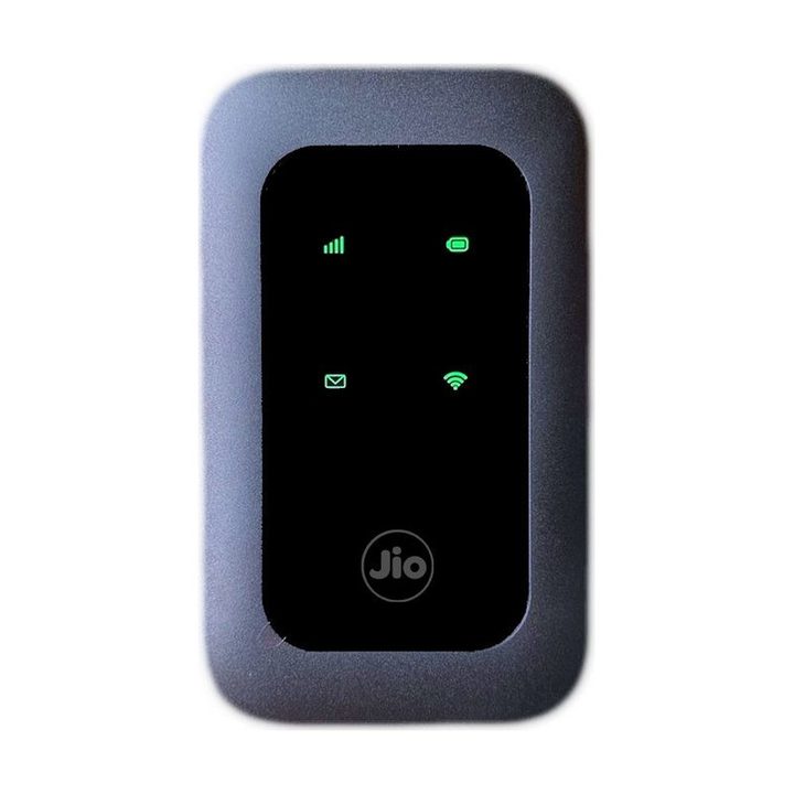 مودم روتر همراه 3G/4G جی یو مدل WD680+، با سرعت دانلود 150مگابیت بر ثانیه و آپلود 50 مگابیت بر ثانیه، پشتیبانی از 10 کاربر، باتری 2100 میلی‌آمپرساعت، اپلیکیشن ZTELINK و کارت حافظه تا 32 گیگابایت